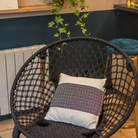 Charming Flat 15 Minutes Montmartre-sacre-coeur -champ Gauche- Apartment *